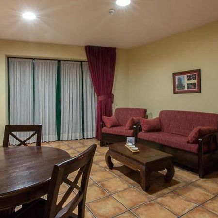 Apartamentos Villa De Cabrales Arenas De Cabrales Oda fotoğraf