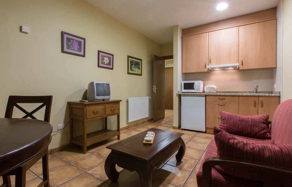 Apartamentos Villa De Cabrales Arenas De Cabrales Dış mekan fotoğraf